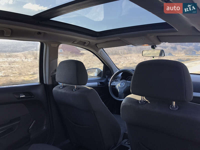 Универсал Opel Astra 2005 в Ужгороде фото 12 Универсал Opel Astra 2005 в Ужгороде
