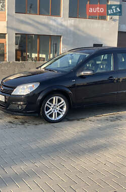 Универсал Opel Astra 2005 в 