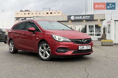 Универсал Opel Astra 2020 в Киеве