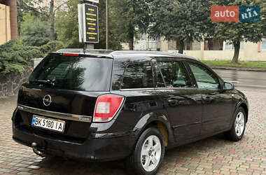 Универсал Opel Astra 2008 в 