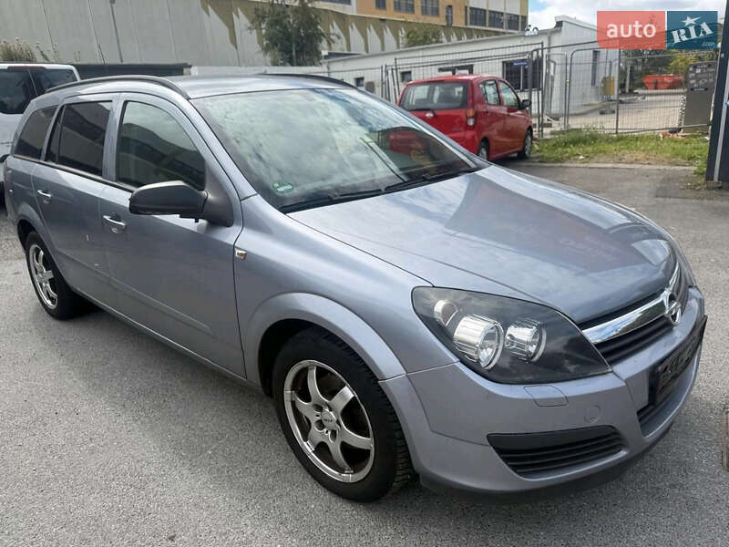 Универсал Opel Astra 2006 в Луцке