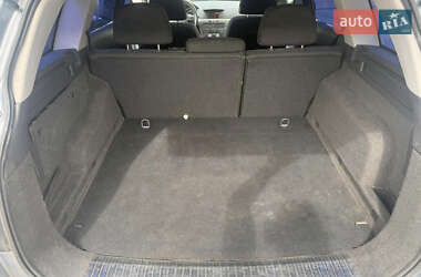 Универсал Opel Astra 2006 в 