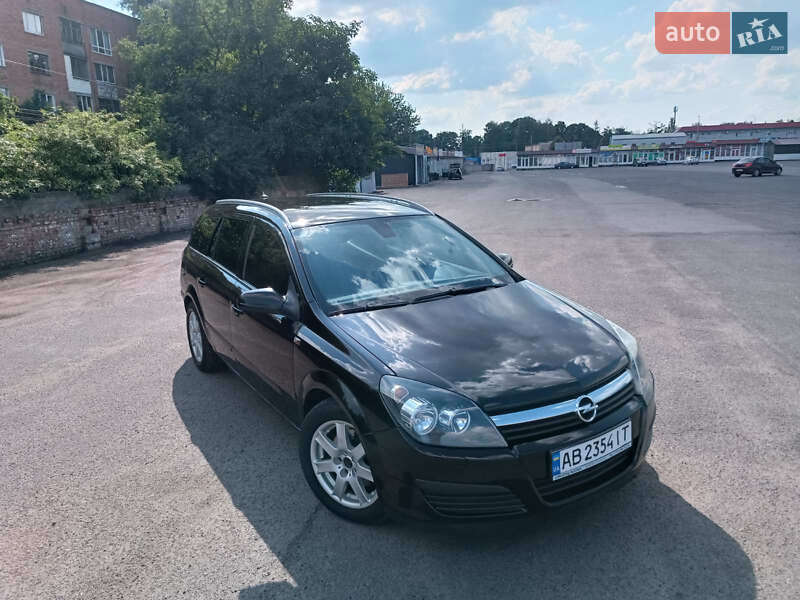 Универсал Opel Astra 2005 в 