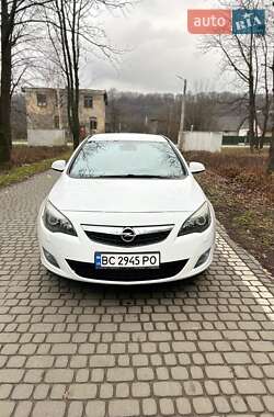 Хэтчбек Opel Astra 2010 в Львове