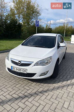 Хетчбек Opel Astra 2010 в Мостиській
