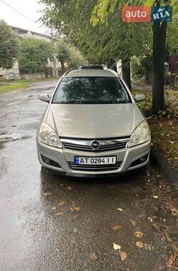 Універсал Opel Astra 2008 в Івано-Франківську