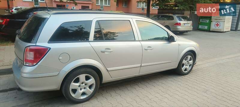 Универсал Opel Astra 2008 в Збараже