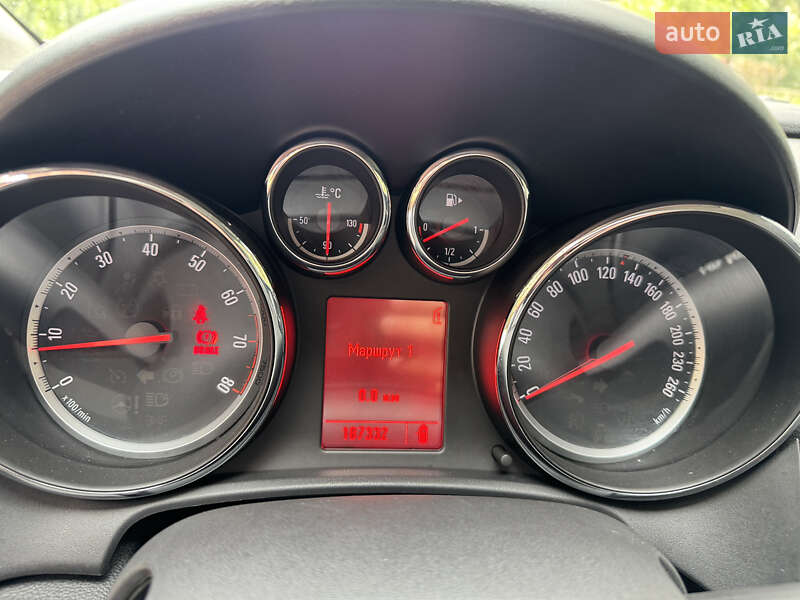 Хэтчбек Opel Astra 2010 в Умани