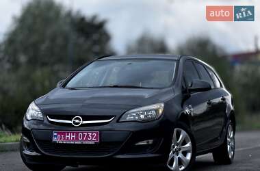 Универсал Opel Astra 2013 в 