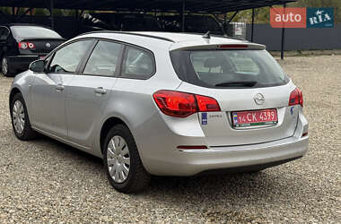 Универсал Opel Astra 2015 в 