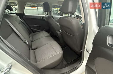 Универсал Opel Astra 2015 в 