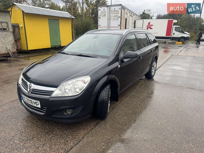 Универсал Opel Astra 2007 в Стрые