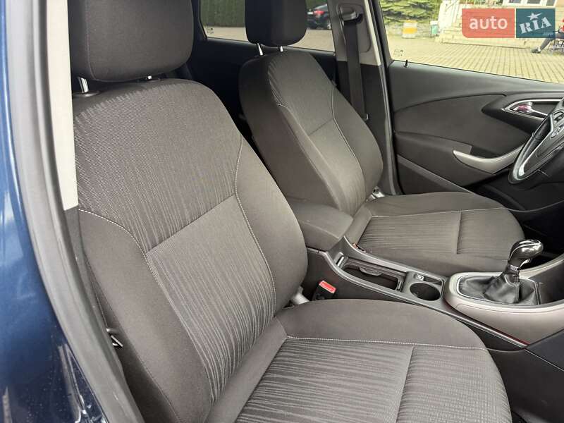 Хэтчбек Opel Astra 2010 в Шептицькому