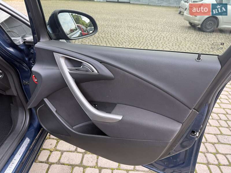 Хэтчбек Opel Astra 2010 в Шептицькому