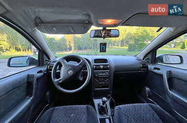 Хэтчбек Opel Astra 1999 в 