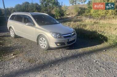 Універсал Opel Astra 2005 в Мерефа