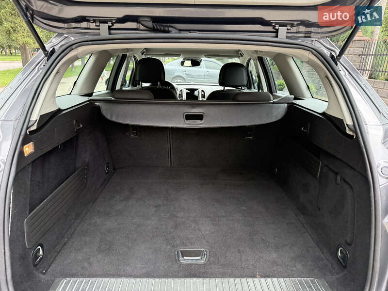 Универсал Opel Astra 2011 в Ровно