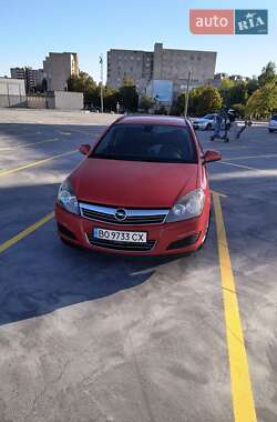 Универсал Opel Astra 2010 в Тернополе