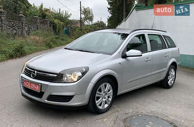Универсал Opel Astra 2005 в 