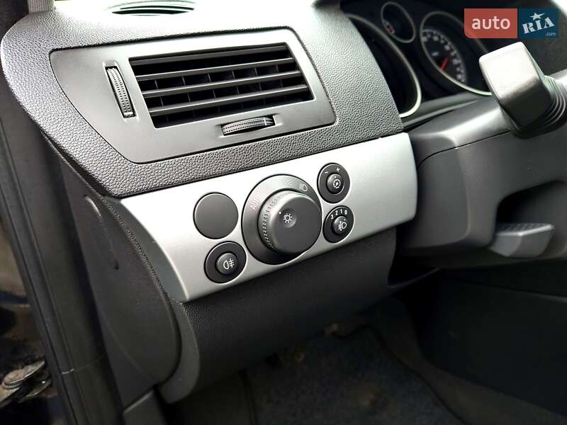 Хэтчбек Opel Astra 2009 в Звягеле