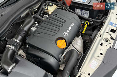 Универсал Opel Astra 2006 в 