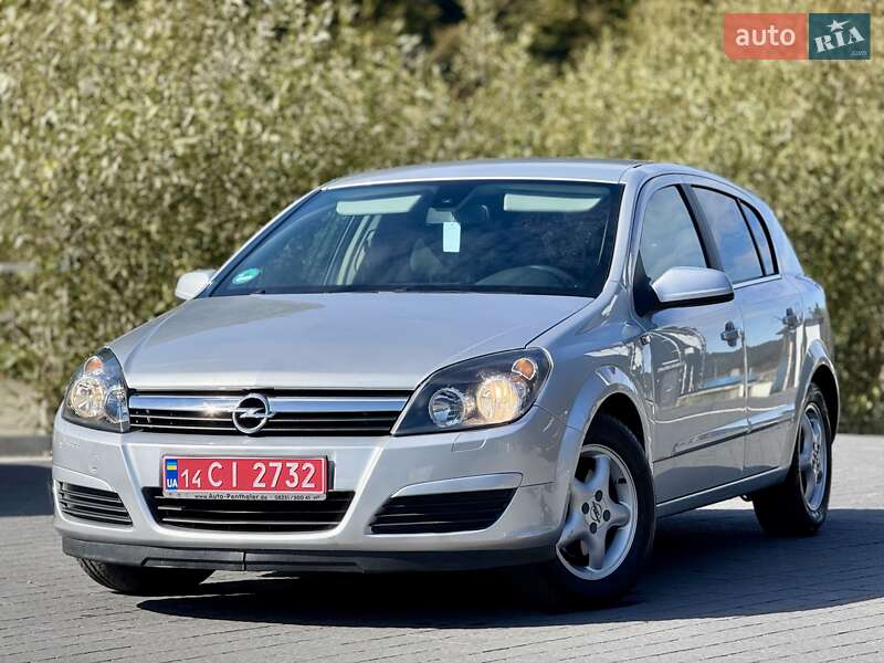 Хэтчбек Opel Astra 2006 в Межгорье