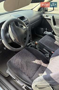 Седан Opel Astra 2006 в 