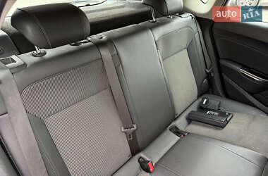 Хэтчбек Opel Astra 2010 в 