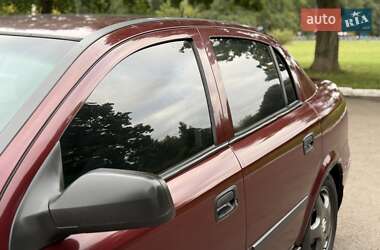 Седан Opel Astra 2008 в 