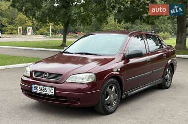 Седан Opel Astra 2008 в 
