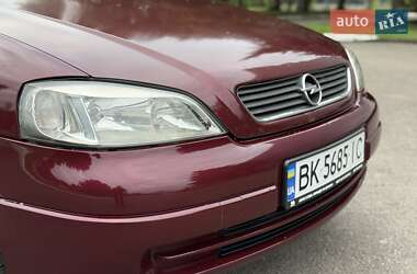 Седан Opel Astra 2008 в 