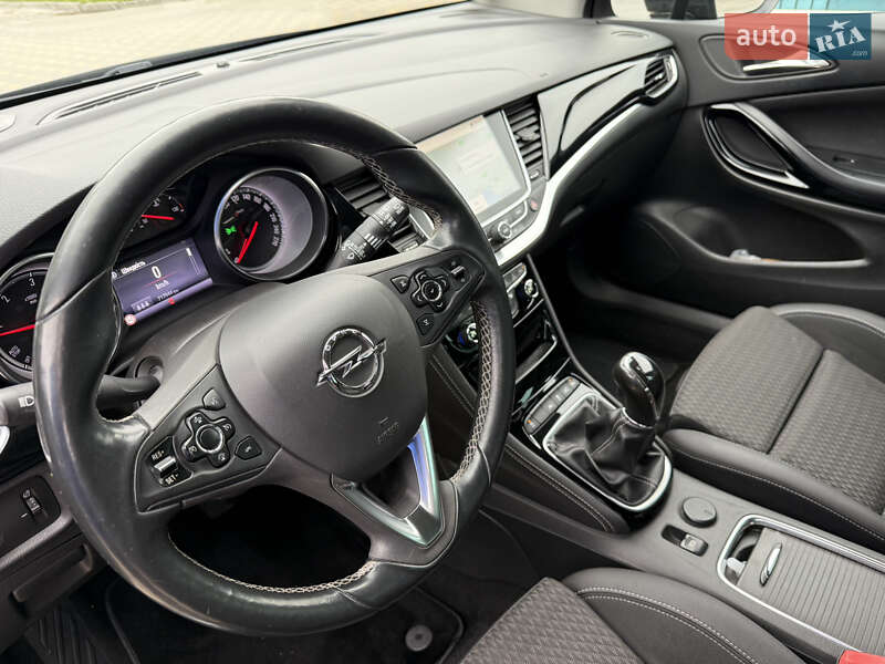 Универсал Opel Astra 2016 в Виннице