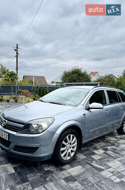 Универсал Opel Astra 2005 в Тернополе