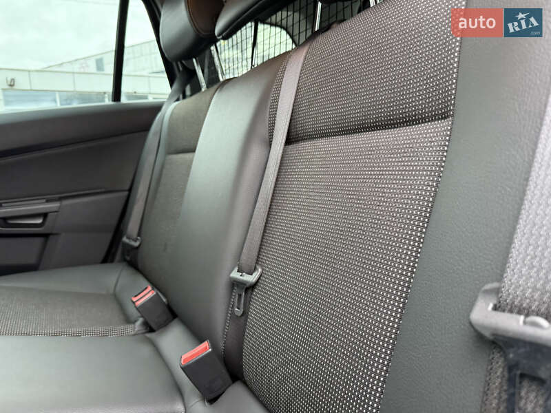 Универсал Opel Astra 2009 в Виннице