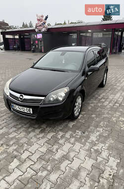 Универсал Opel Astra 2009 в Львове