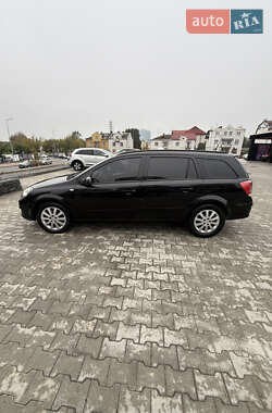Универсал Opel Astra 2009 в 