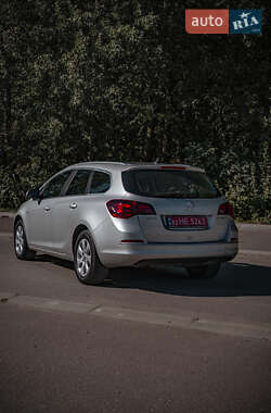 Универсал Opel Astra 2014 в 