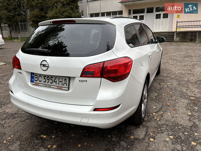 Универсал Opel Astra 2011 в Новом Роздоле фото 5 Универсал Opel Astra 2011 в Новом Роздоле
