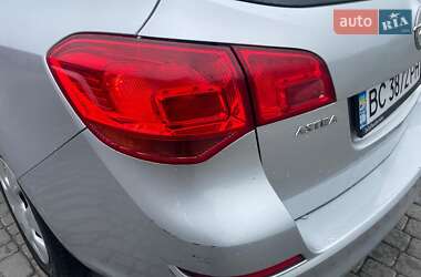 Универсал Opel Astra 2011 в 