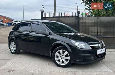 Хэтчбек Opel Astra 2005 в Киеве