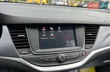 Хэтчбек Opel Astra 2016 в 