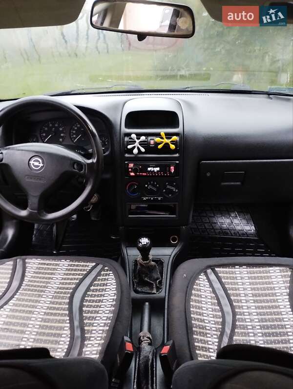 Универсал Opel Astra 2003 в Теребовле