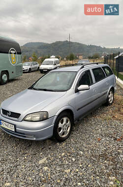 Универсал Opel Astra 2003 в Иршаве