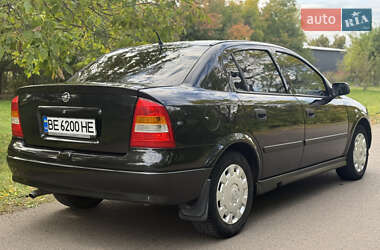 Седан Opel Astra 2007 в 