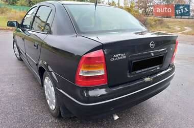 Седан Opel Astra 2008 в 