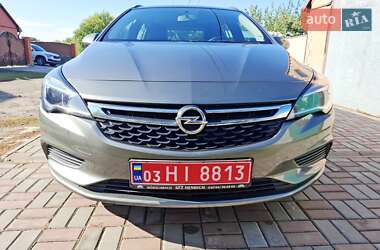 Универсал Opel Astra 2018 в Киеве