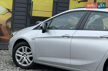 Универсал Opel Astra 2017 в 