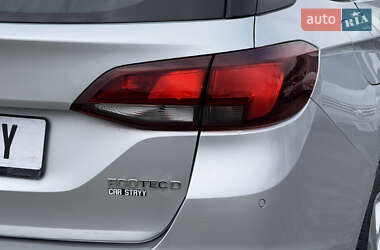 Универсал Opel Astra 2017 в 