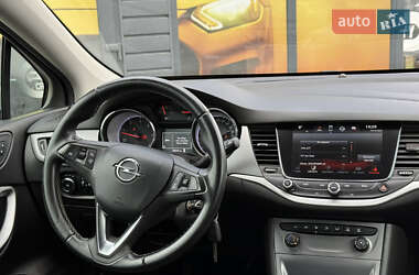 Универсал Opel Astra 2017 в 