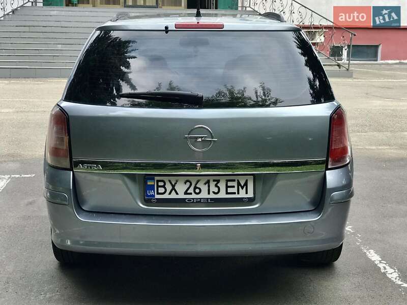 Универсал Opel Astra 2005 в Хмельницком